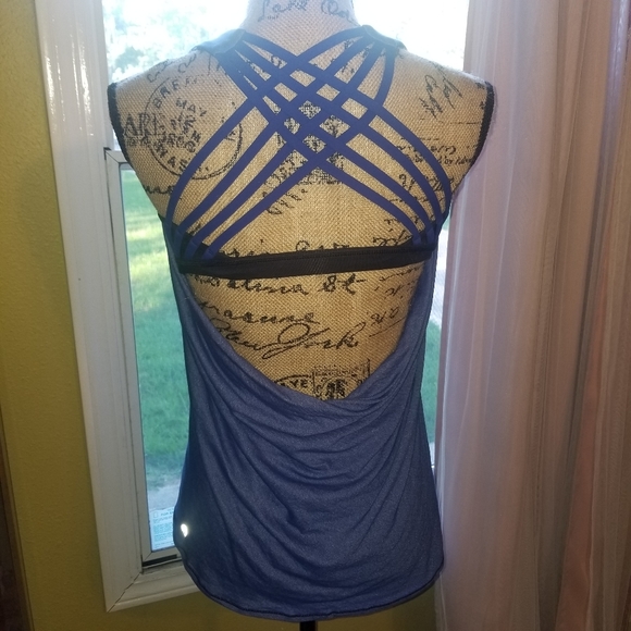 Lululemon Athletic - Picture 5 of 6